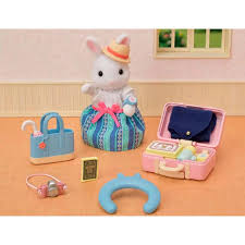 Sylvanian Families 5641 Weekend Travel Accessories Set With Snow Rabbit Mother