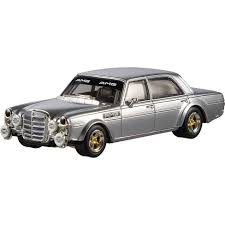 Hot Wheels Premium 1:43 Mercedes-Benz 300 Sel 6.8 AMG