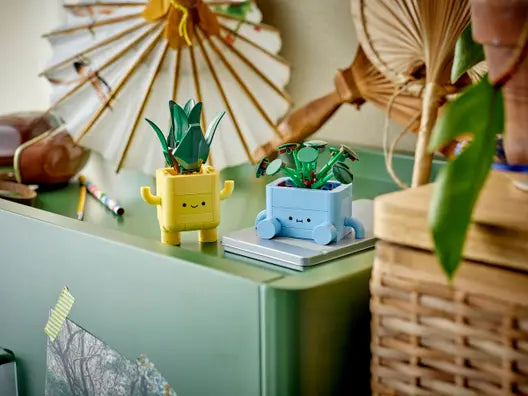 LEGO 10349 Botanicals Happy Plants