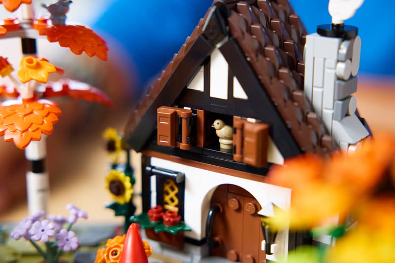 LEGO 11372 Icons Autumn Cottage Garden