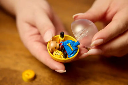 Lego 21358 Minifigure Vending Machine