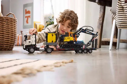 LEGO 42175 Technic Volvo Fmx Truck & Ec230 Electric Excavator