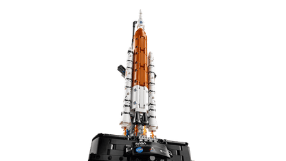 LEGO 42221 Technic NASA Artemis Space Launch System Rocket