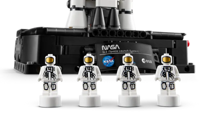 LEGO 42221 Technic NASA Artemis Space Launch System Rocket
