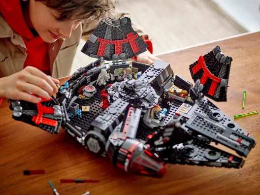 LEGO 75389 Star Wars The Dark Falcon