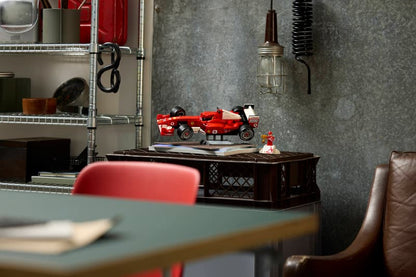 LEGO 11375 Icons Ferrari F2004 & Michael Schumacher