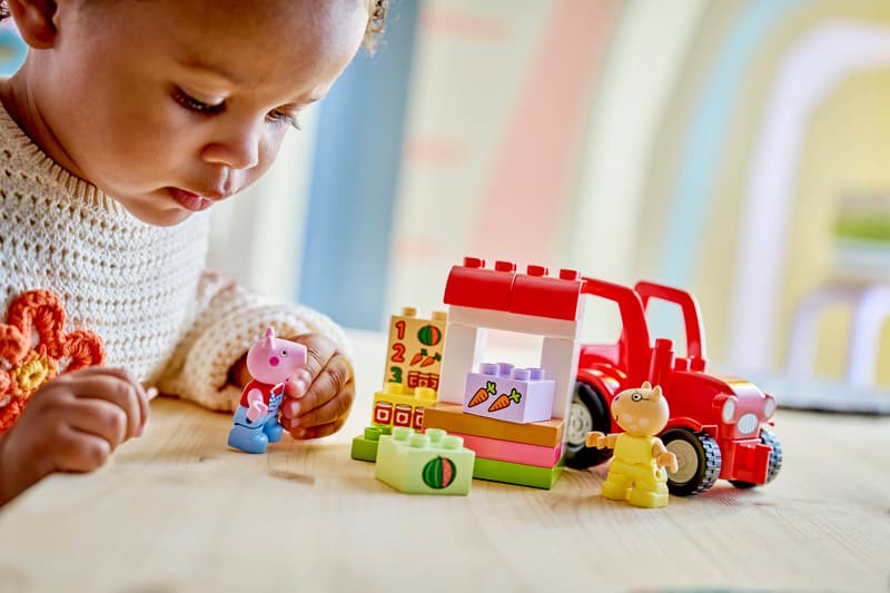 LEGO 10468 DUPLO Peppa Pig Tractor and Market