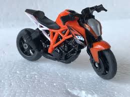 Siku 1384 KTM 1290 Super Duke R