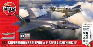 Airfix 1:72 Supermarine Spitfire And F-35 B Lightning II