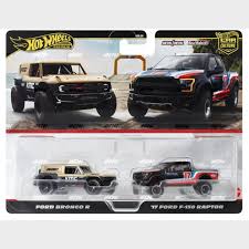 hot wheels PREMIUM ford BRONCO R truck ‘17 F-150 RAPTOR 2 pack