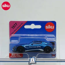 Siku 1577 Aston Martin Vantage Gt4