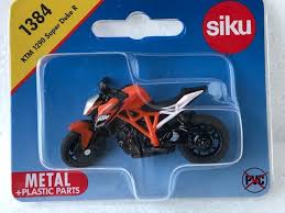 Siku 1384 KTM 1290 Super Duke R