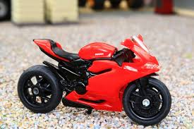 SIKU 1385 DUCATI PANIGALE 1299 MOTORBIKE